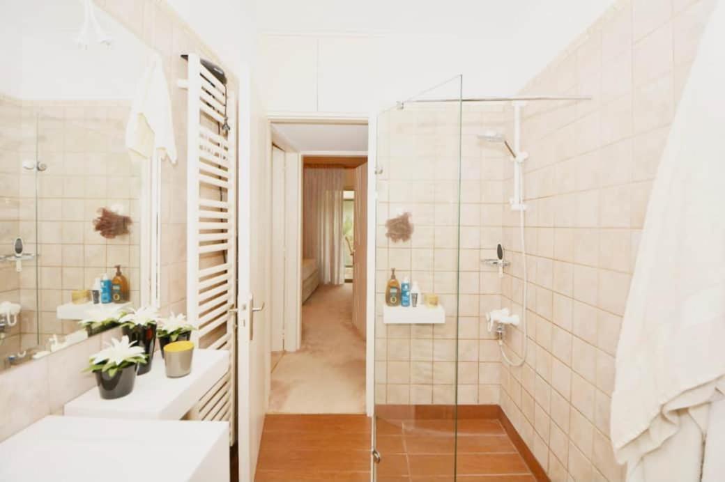 Villasonboard 2 Bed Condo Beach Seaview Greek Riviera Vouliagmeni Athena Bagian luar foto